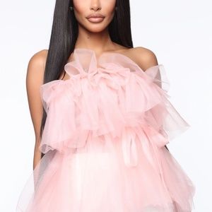 NEVER WORN Extra Fabulous Mesh Top - Pink